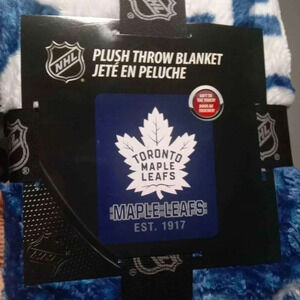 NHL Toronto  Maple Leafs Throw Blanket